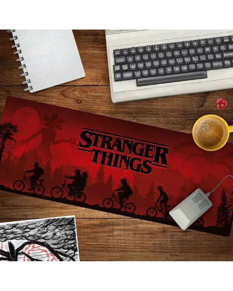 Podloga Paladone Stranger Things - Classic Logo - Desk Mat Xl 